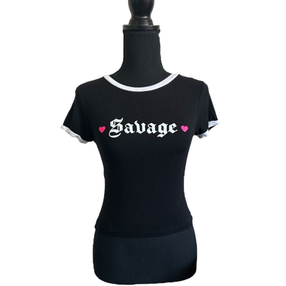 5/25$ ✨ Graphic Baby Top 🩷Savage🩷